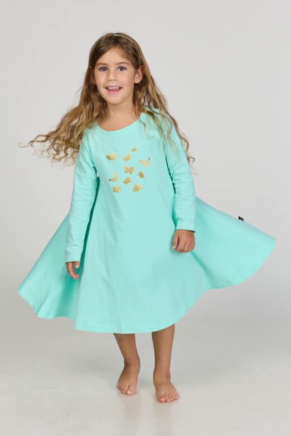 מסתובבת בהגזמה מנטה פרפרים