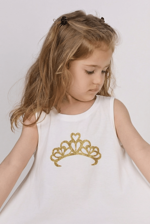 Alternative view of מסתובבת בהגזמה סליבלס לבנה עם כתר