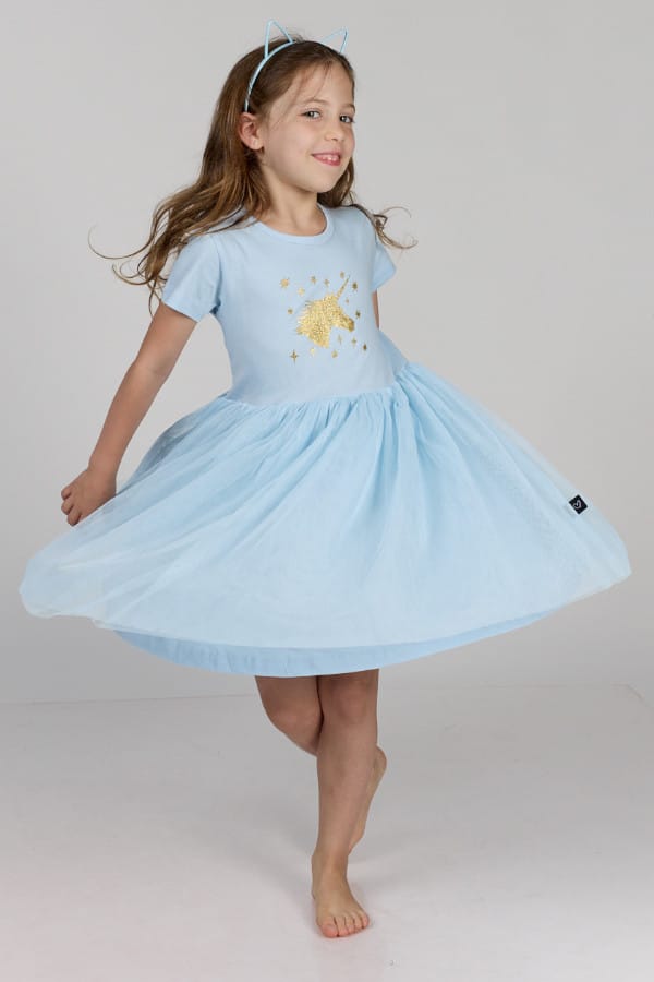 טול מסתובבת תכלת חד קרן וכוכבים